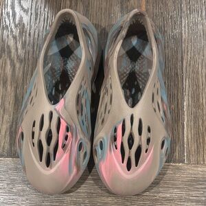 Adidas Yeezy Men's Slip-On Foam Rubber Clogs in Brown with Pink & Blue Accents